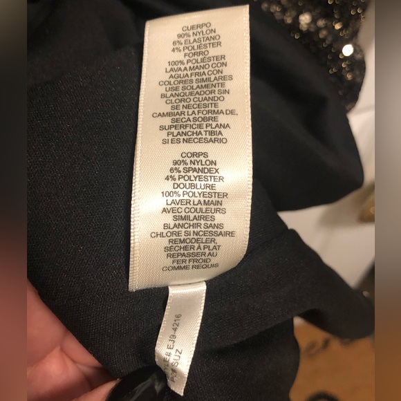 Women’s gold sequinned dress - Picture 5 of 12